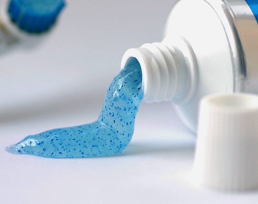 PLASTIC MICROBEADS