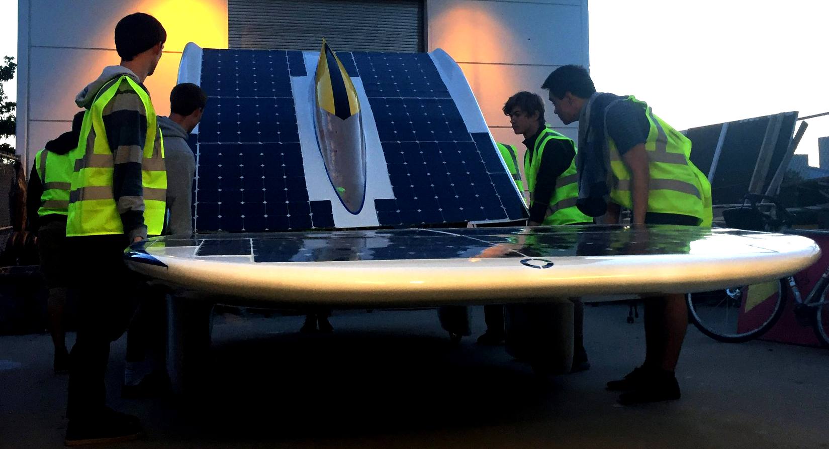 How To Make A Solar Panel With Soda Cans Ehow Solar Panels Diy Solar Solar Energy Panels